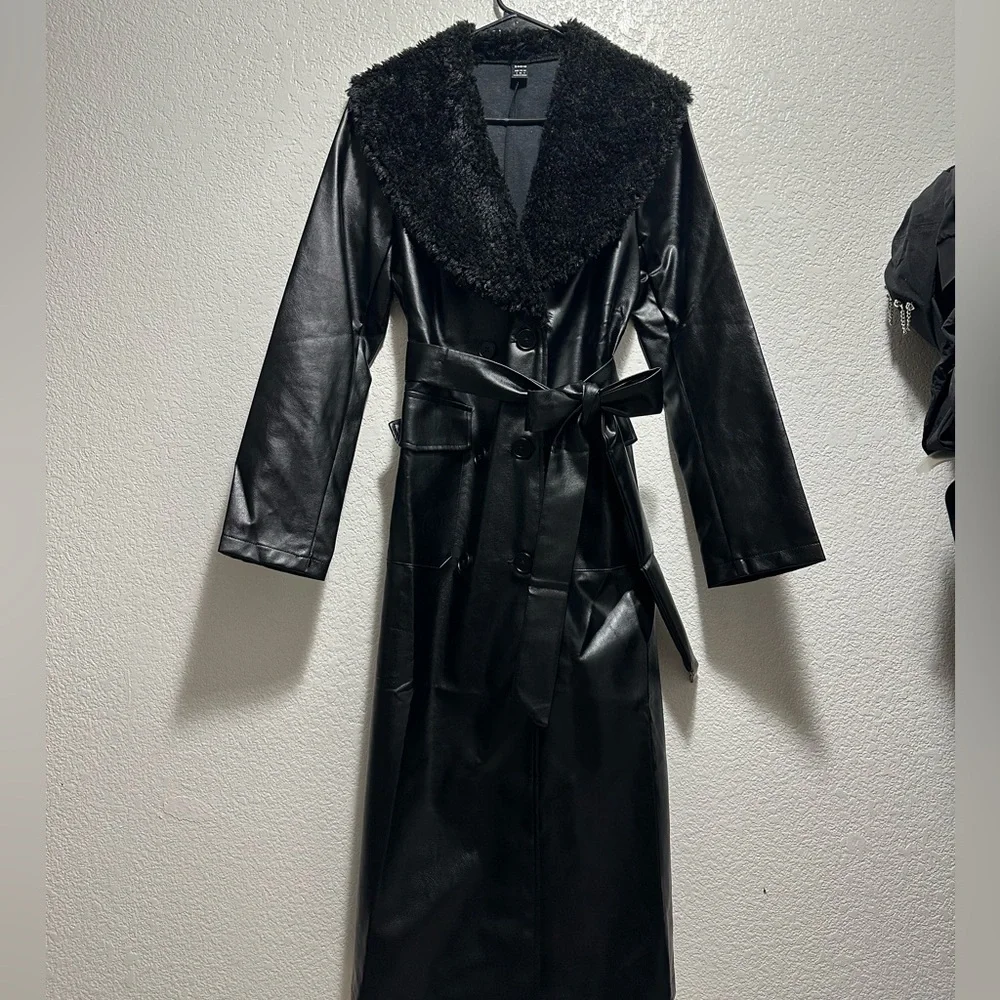 Vintage style SHEIN Black Faux Leather Long Trench Coat with Shearling Collar - Picture 15 of 17